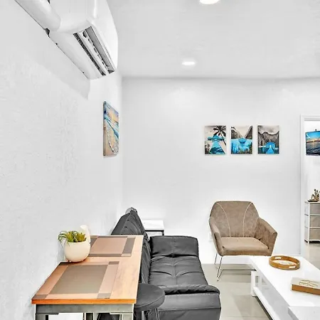 Boutique One Bdrm Close To Aventura Mall & Beach Hallandale Beach Exterior photo