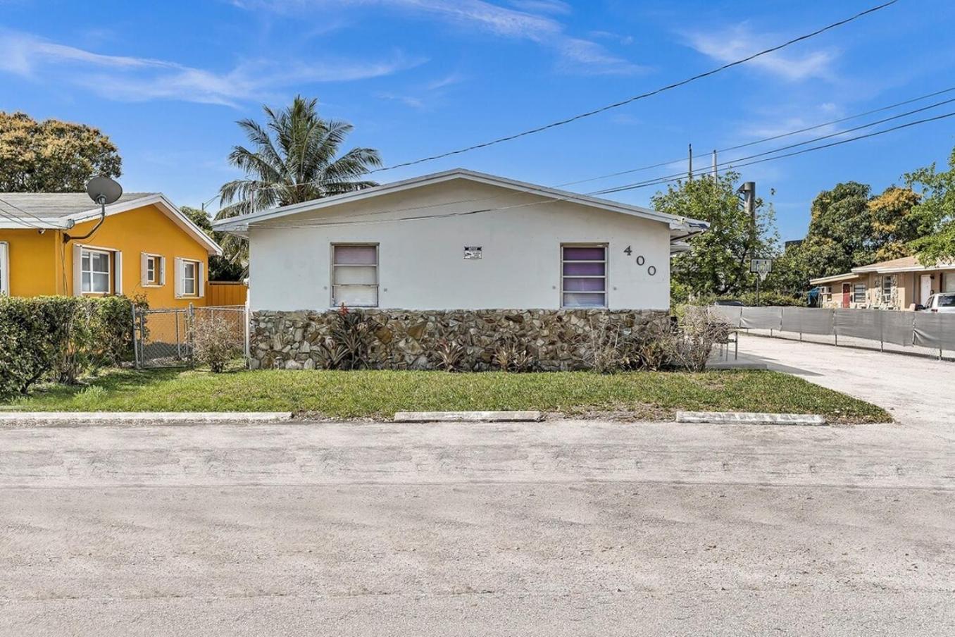Boutique One Bdrm Close To Aventura Mall & Hallandale Beach